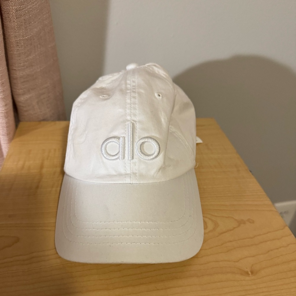 Alo hat